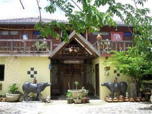 Ban Bua House 1 Ayutthaya Bagian luar foto